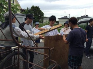 楽農くらぶ　進むリヤカーの修繕。野菜を乗せられる日も近い？